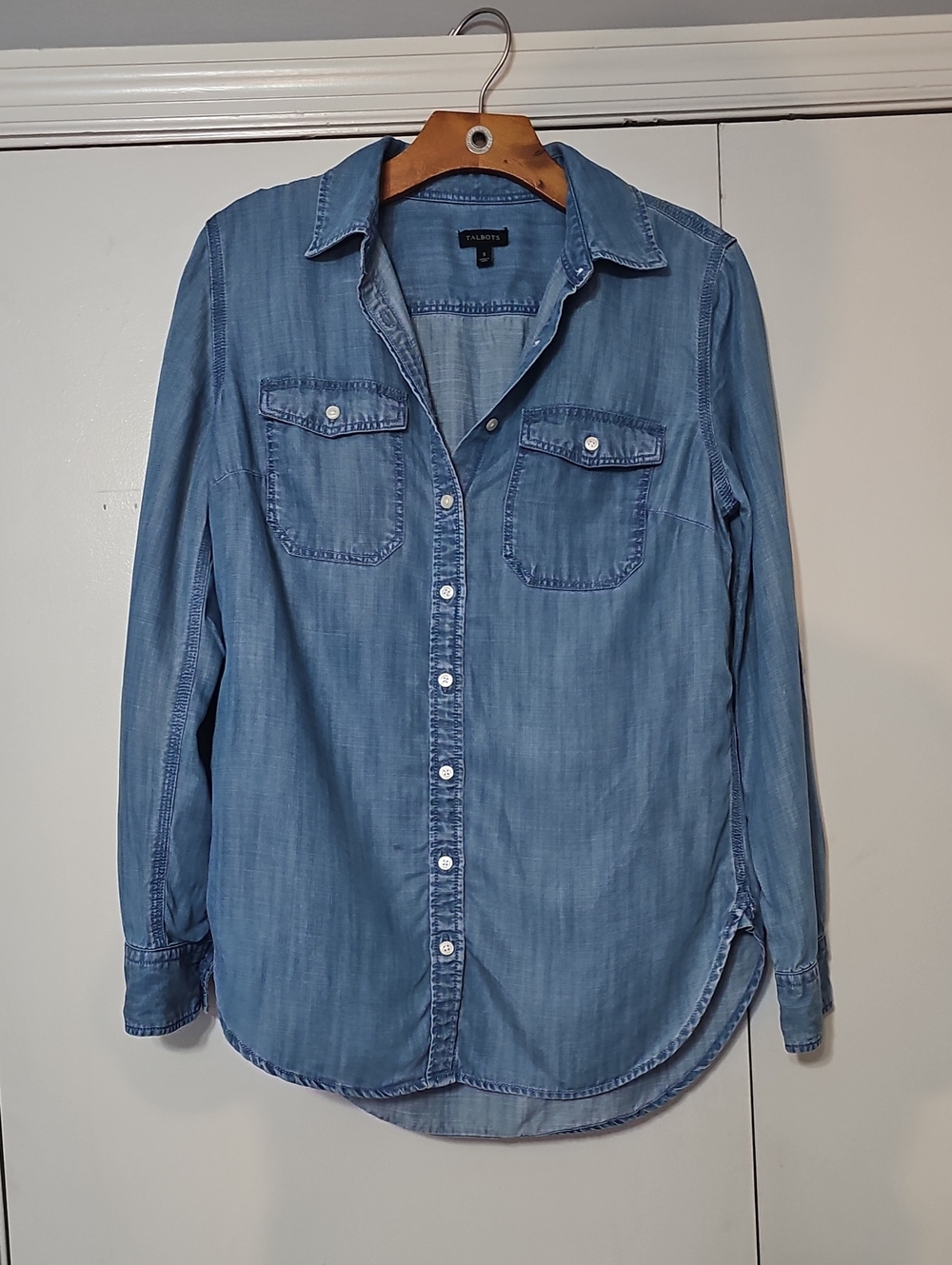 Talbots Light Blue Denim Button Up Sz S